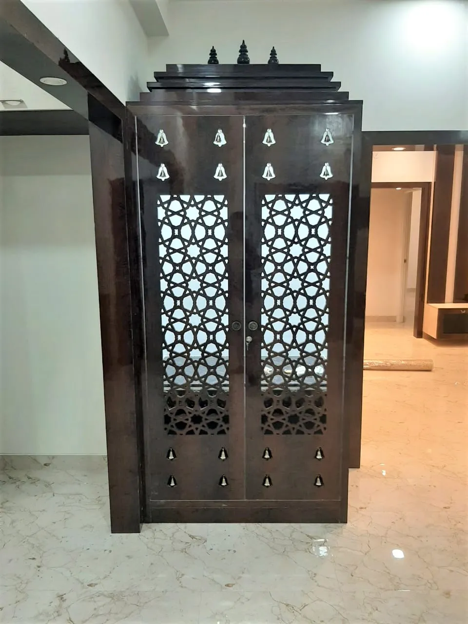 Pooja Unit Cabinet Structure Small Pooja Unit Desk and Decor 