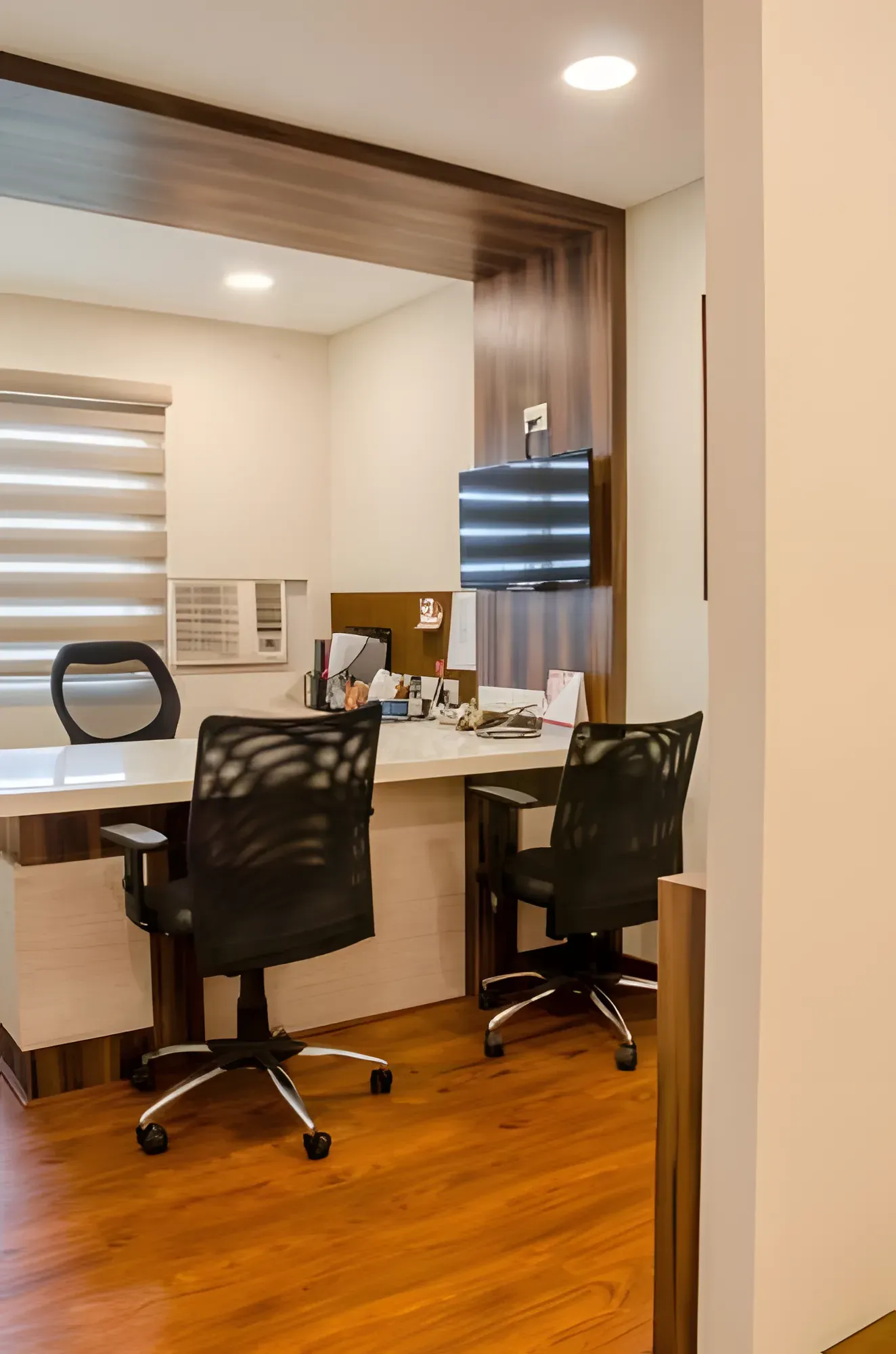 Grand Architectural Hallway & Foyer Cabin-Based Office Layout Desk and Decor 