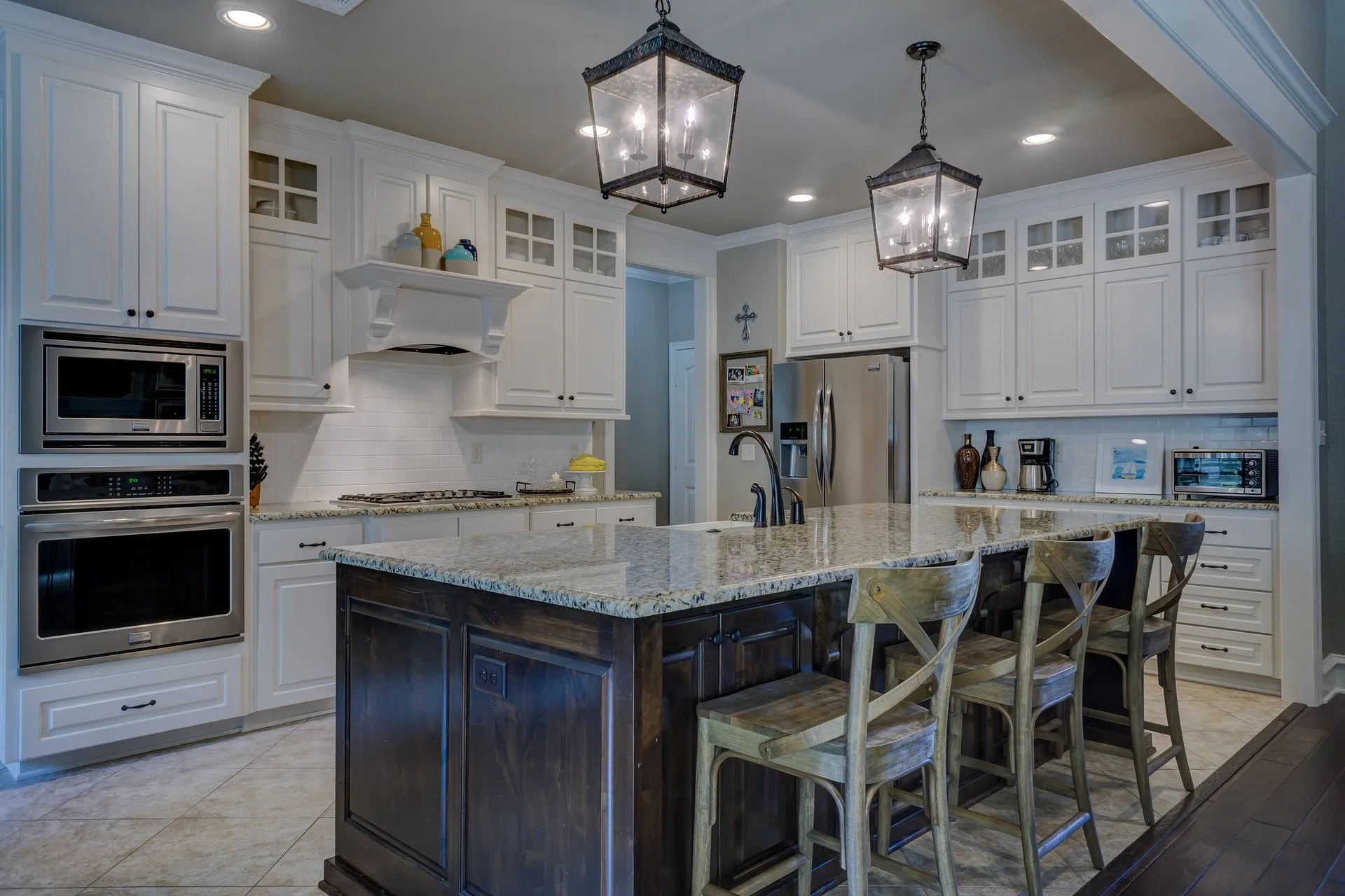Traditional White Kitchen with Dark Wood Island Modular Kitchen Desk and Decor 