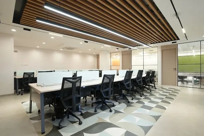 Modern Open-Plan Office Workspace Design Open Workspace Offices Desk and Decor 