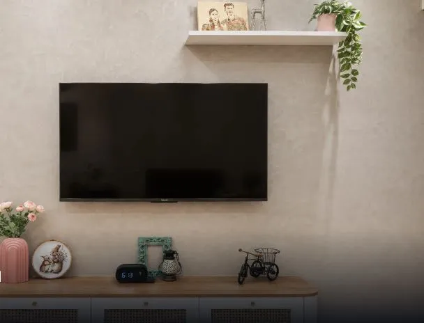 Minimalist Living Room TV Unit with Texture Finish Wall TV Unit Focused Design Desk and Decor 