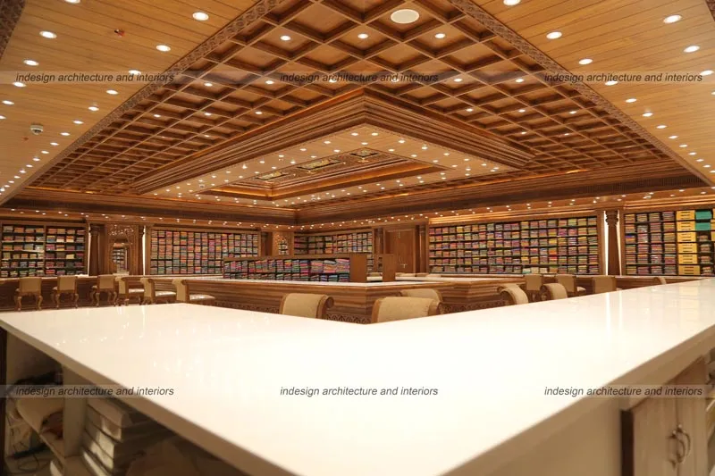 Commercial Apparel Showroom Large Space Showroom Desk and Decor 