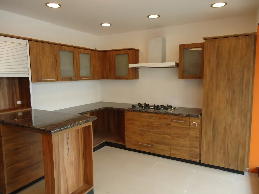 Modern Wooden L-Shaped Modular Kitchen with Island Counter Modular Kitchen Desk and Decor 