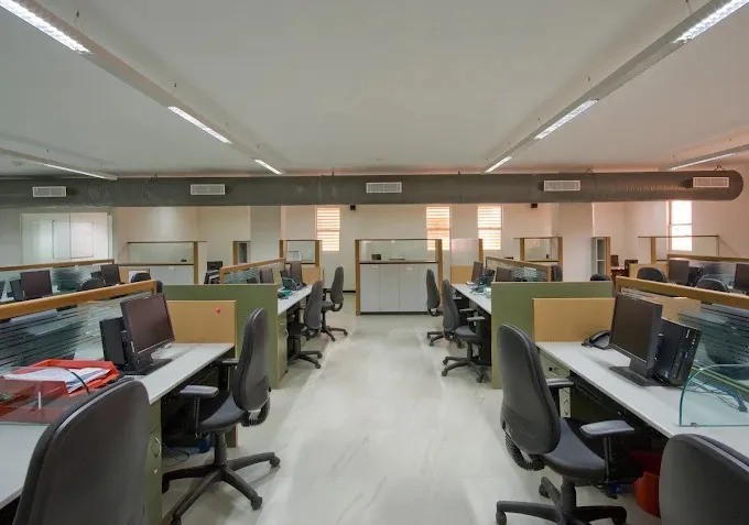 Corporate Boardroom / Conference Room Corporate Office Layouts Desk and Decor 
