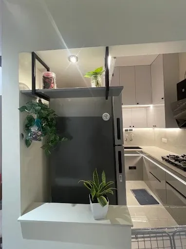 Modular Kitchen with Tall Storage Unit & Marble Backsplash Modular Kitchen Desk and Decor 