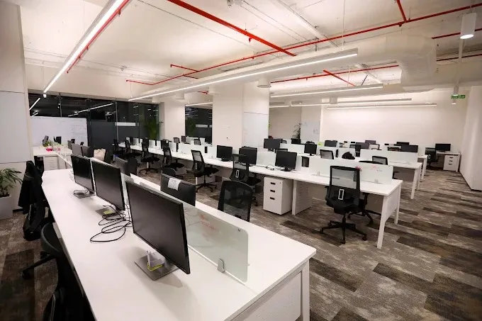 Workstation Desk with Modern Office Designs at Deskanddecor