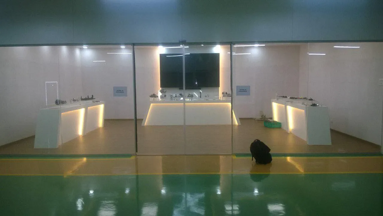 Curvilinear Design with Wood-Accented Ceiling and Ergonomic Workstations with Corporate Office Layouts at Deskanddecor